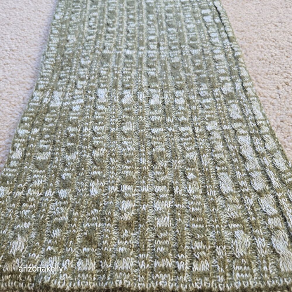 NWOT Marled Cashmere Cable Knit Scarf Green/Ivory - Picture 5 of 14